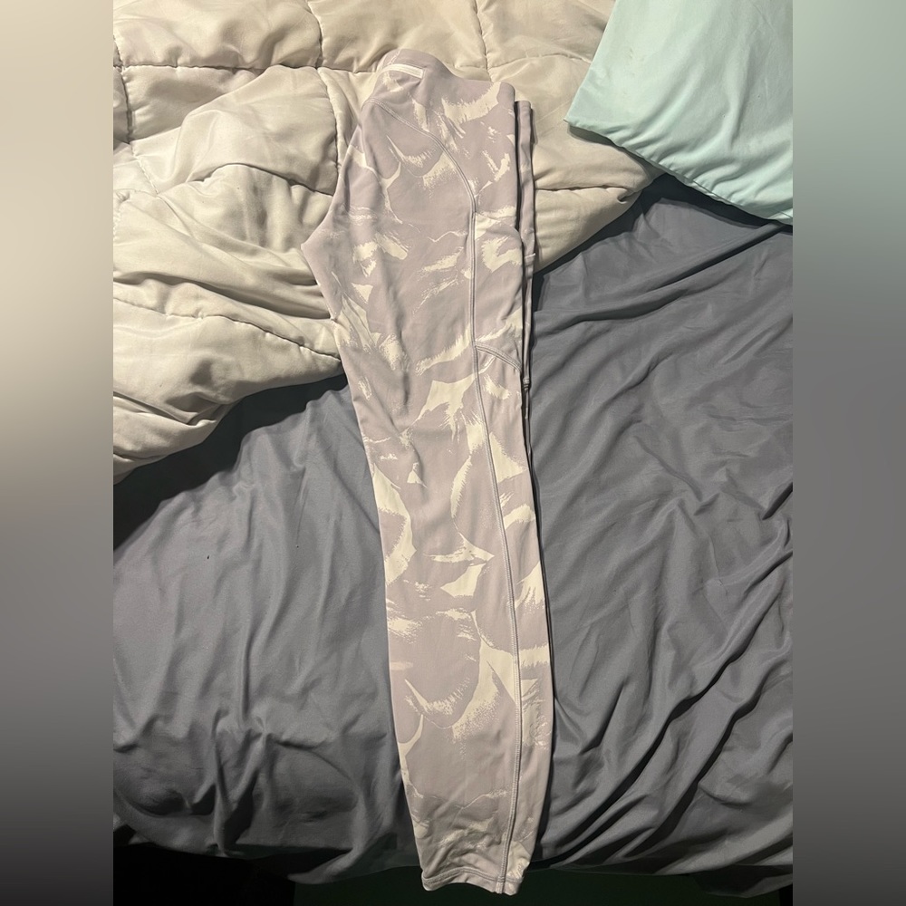 Lululemon leggings. White/grey. Size 10. NWOT